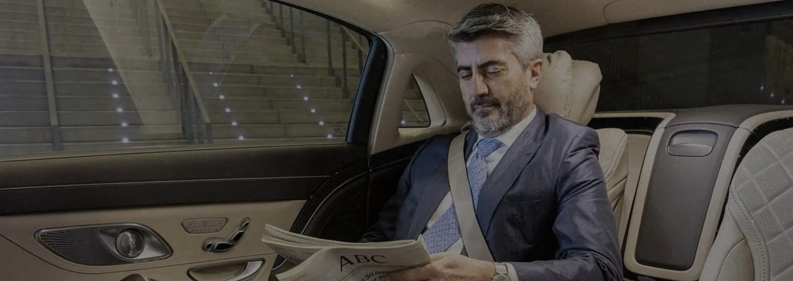 Executive Roadshow Transportation | DCAcar – VIP & Corporate Travel
