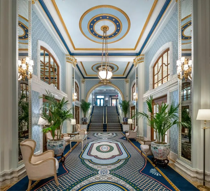 willard_hotel_interior.webp